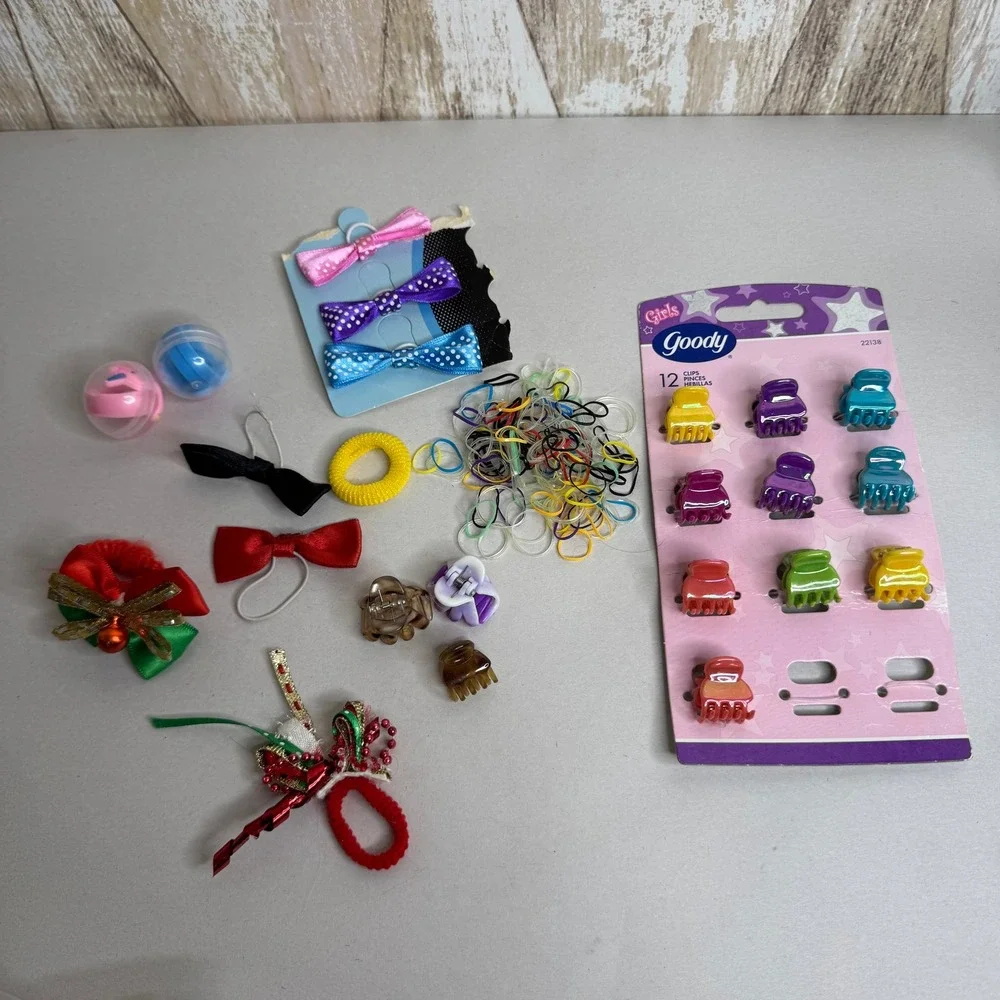 Goody Girls Hair Accessory Lot Claw Clips Bows Elastics Christmas Scrunchie